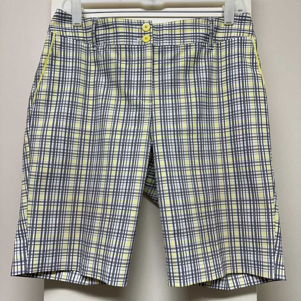 Annika Cutter & Buck Womens Plaid Golf Shorts - Size 6